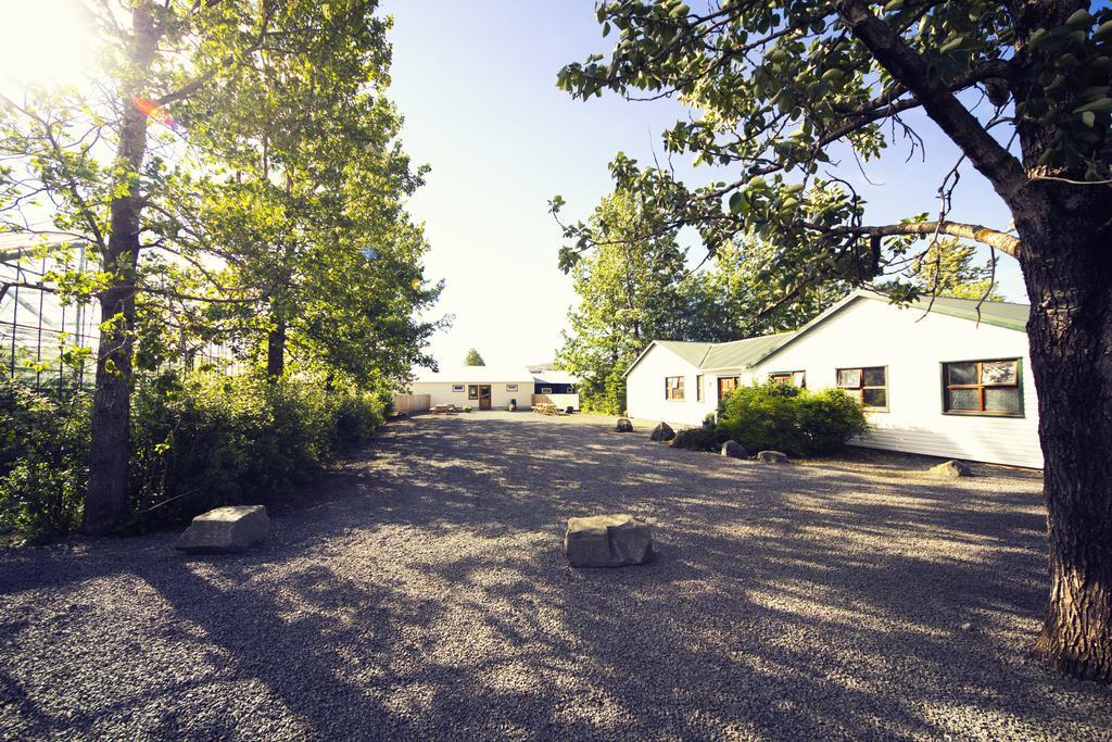 Garthur Stay Inn & Secret Lagoon Included! Флудир Экстерьер фото